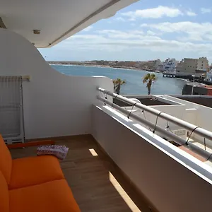 Sobre El Mar En Edificio Magallanes , El Médano España